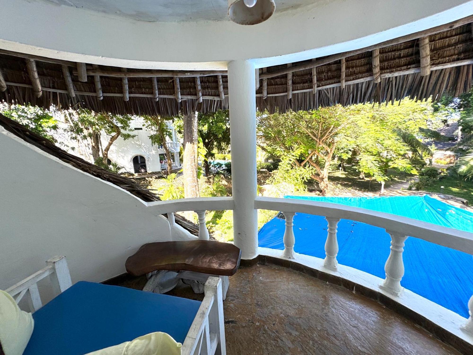 Soul Breeze Beach Resort Diani Beach Exterior foto