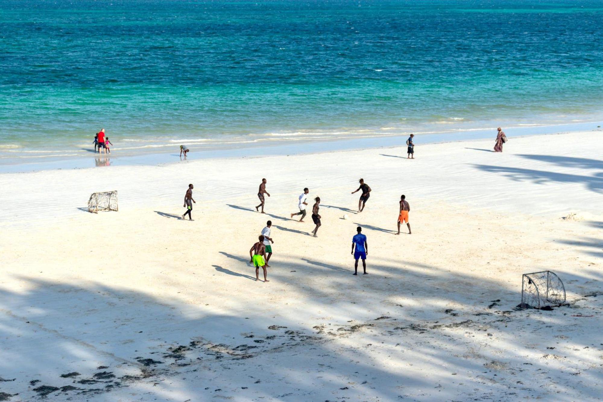 Soul Breeze Beach Resort Diani Beach Exterior foto