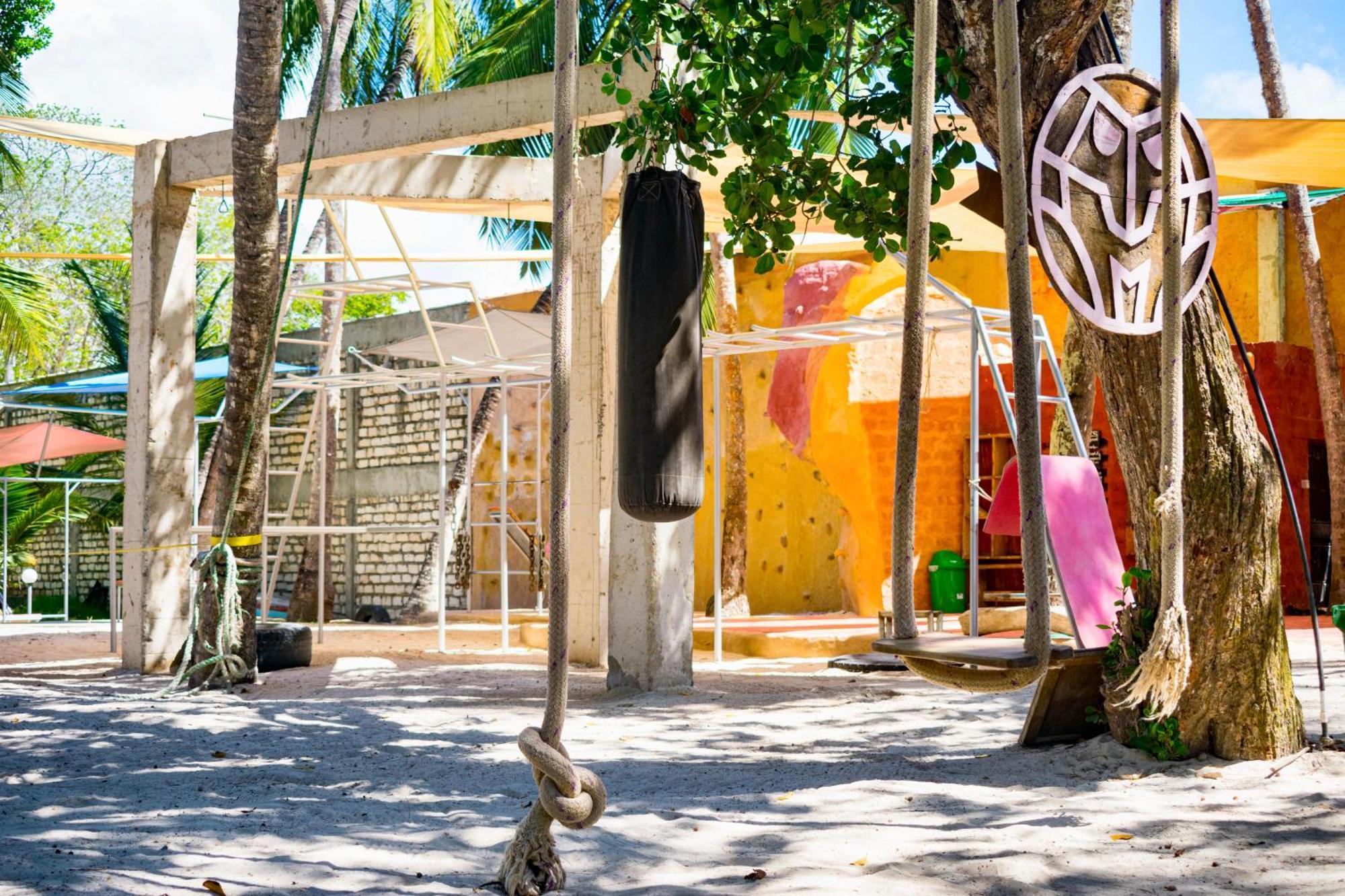 Soul Breeze Beach Resort Diani Beach Exterior foto